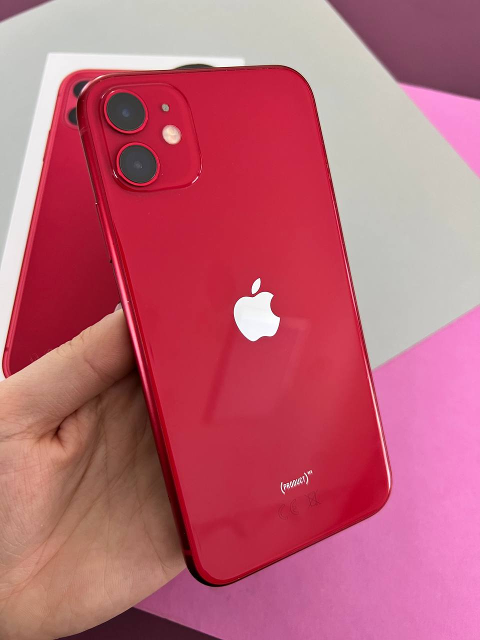 Apple iPhone 11 64gb Red в Тюмени